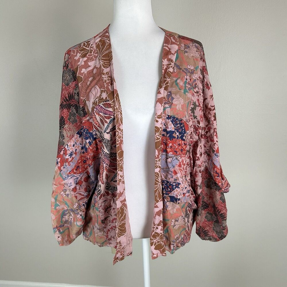 Sacred Threads Kimono L/XL Top Womens Medium Patchwork Floral Boho Artsy Pink